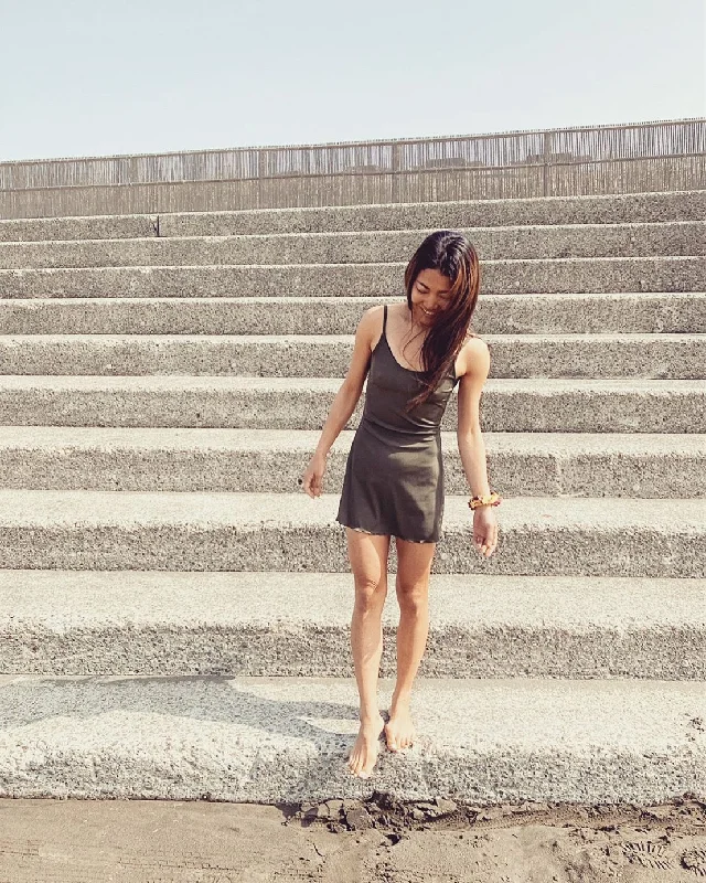TENNIS DRESS BRIGHTON Cachi