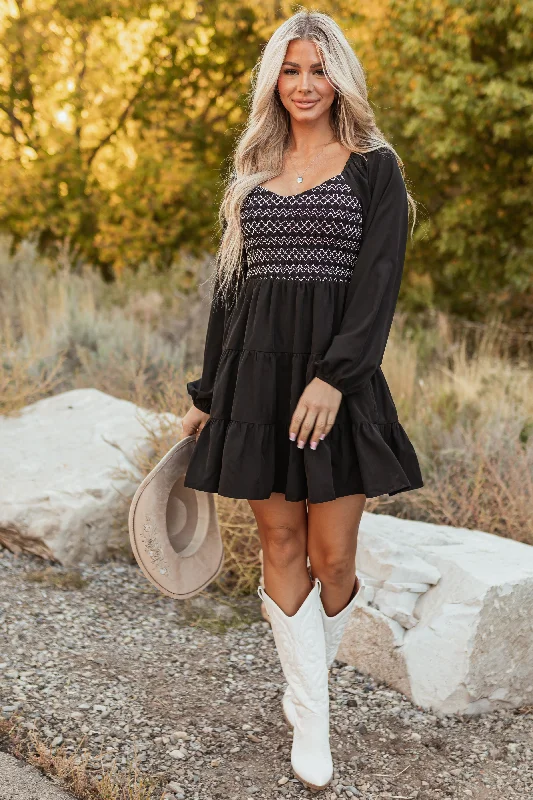 Black Contrast Smocked Long Sleeve Mini Dress Fashionable Mini Dress with Pockets