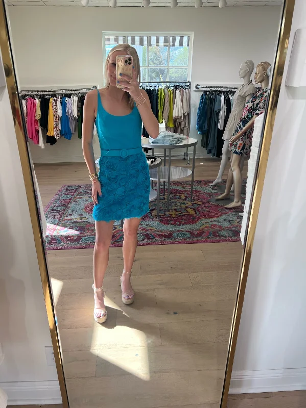 Jewel Scoop Neck 3D Mini Dress Stylish Button-Down Mini Dress