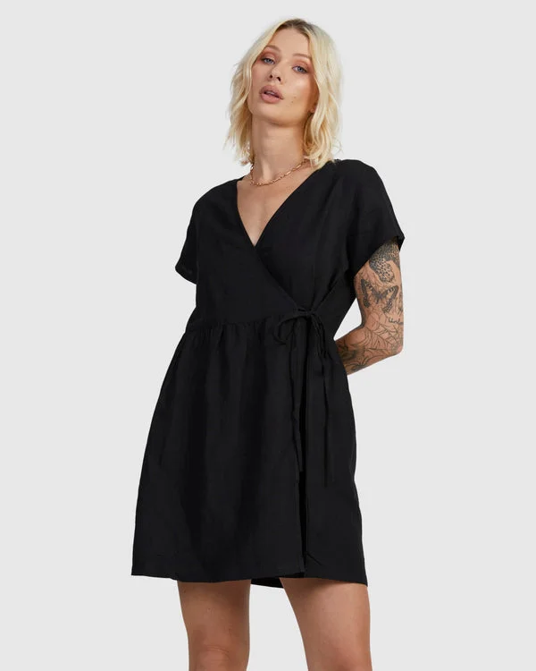 RVCA Wrapped Mini Dress Elegant Off-Shoulder Dress Mini