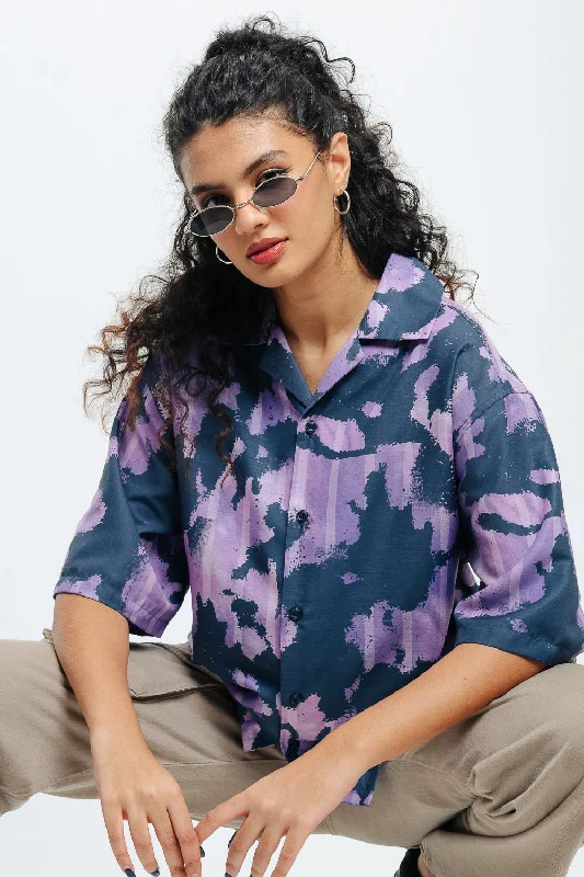 Black Currant Print Women's Resort Shirt Classic Button-Up Short Tee
