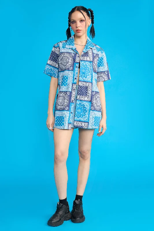 Blue Bandana Print Women's Resort Shirt Fashionable Tied Short Sleeve