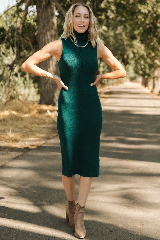 Melbourne Turtleneck Midi Dress | Emerald Trendy Knit Midi Dress