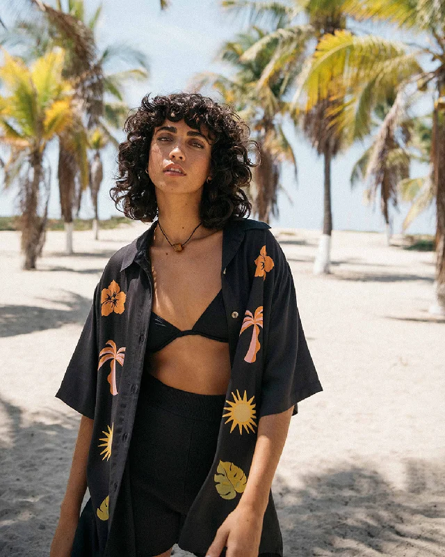 On Vacation Shirt - Black Sands Fashionable Draped Short Sleeve
