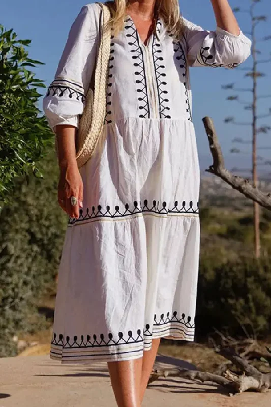 V-Neck Casual Loose Embroidered Mid-Sleeve Midi Dress Trendy Fit-and-Flare Midi Dress