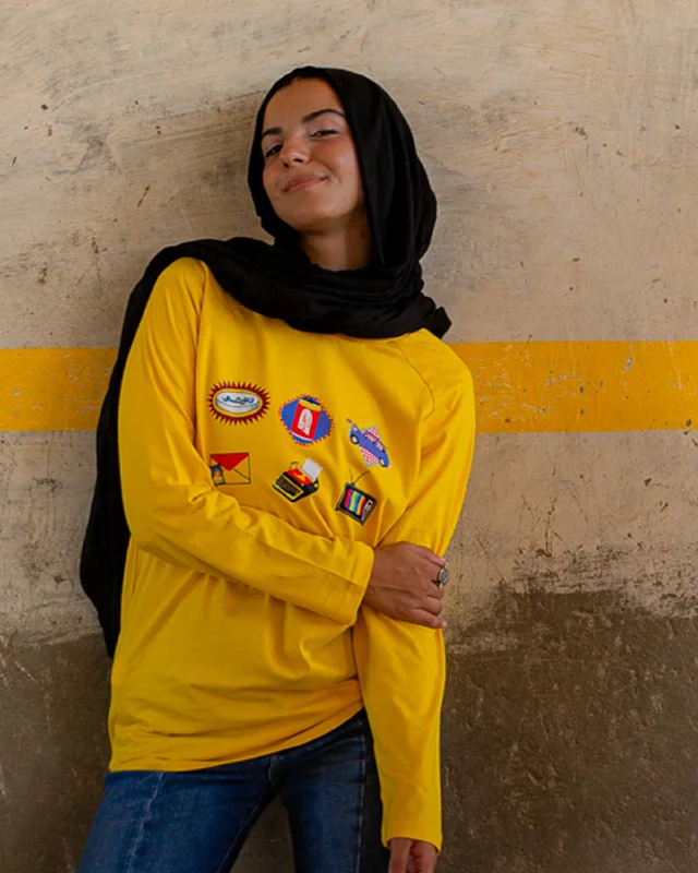 Retro Women LS T-Shirt - yellow Beaded Sequined Faux Fur