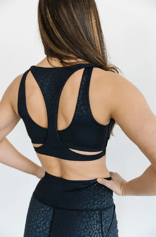 Resilience Sports Bra in Stealth Leopard