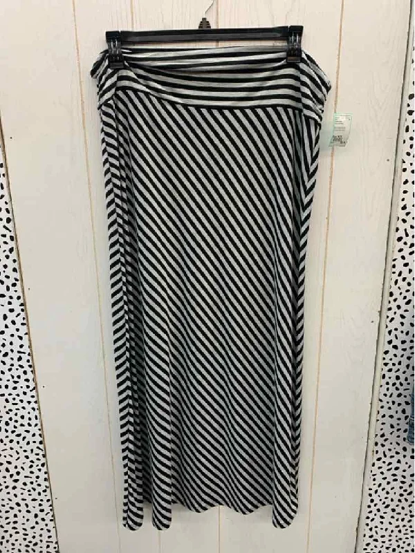 Faded Glory Black Womens Size 16/18 Skirt