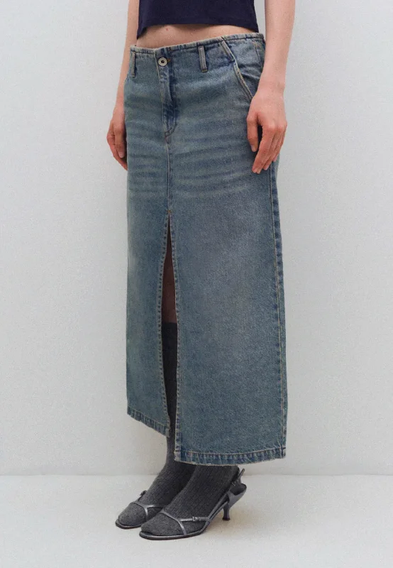 Leslie Skirt - Denim button skirt front